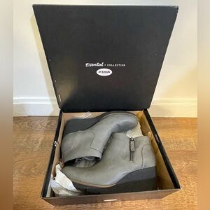 Dr. Scholl's Bianca Gray Boots